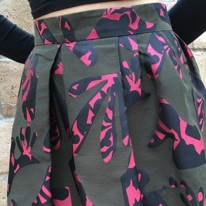 Banana Republic Skirts - NWOT Banana Republic Skirt Banana Republic Skirts - NWOT Banana Republic Skirt
